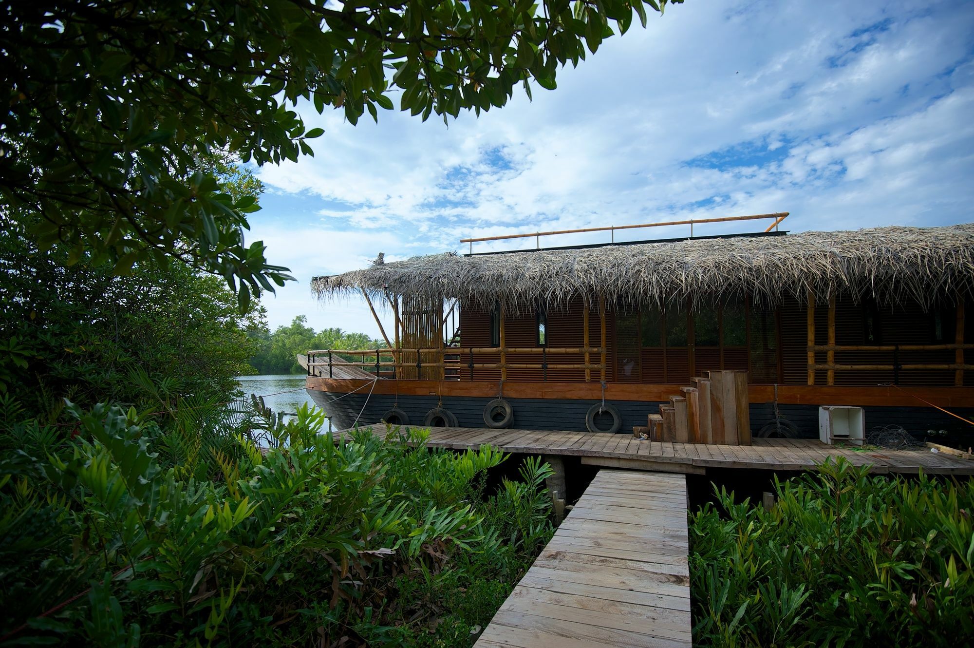 Hotel Yathra Houseboat Bentota Exterior foto